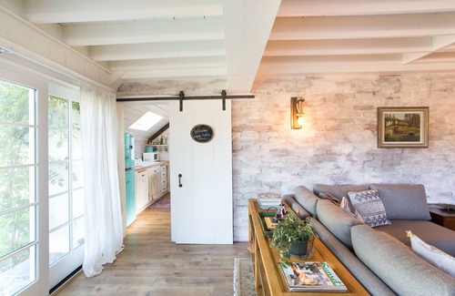 Ballard Casa | Retiro Chic Sheep de Anavo Farm