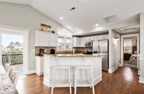 Monteray Shores Casa | Anchor Bar: Soundside, Private Pool w/ Tiki Bar, Spa, Access to Fitness Center