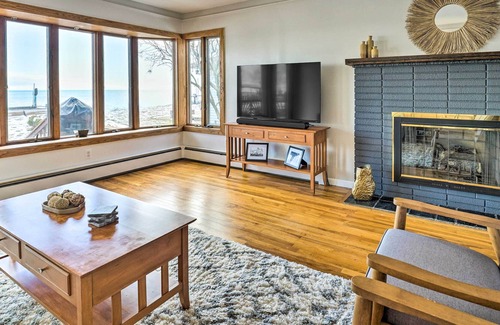 New Baltimore Casa | Anchor Bay Getaway on Lake St Clair with Dock!