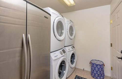 Lake Havasu City Casa | Anchor House - Pool Spa Game Room Sleeps 22