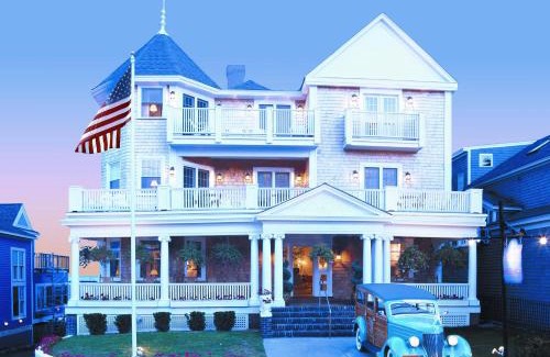 Provincetown Casa | Anchor Inn Beach House