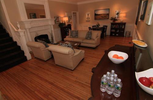 Provincetown Casa | Anchor Inn Beach House