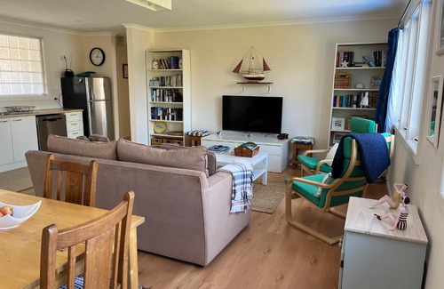 Port Huon Apartamento | Anchorage Waterfront Retreat