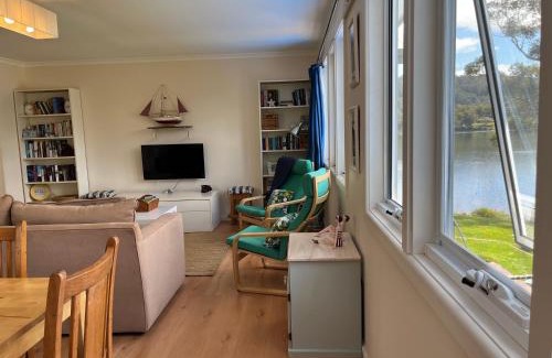 Port Huon Apartamento | Anchorage Waterfront Retreat