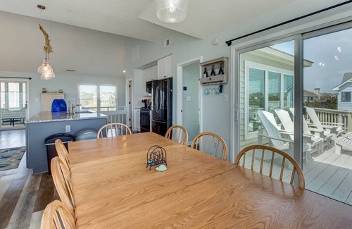 Ocean Hill Casa | Anclas de distancia | 650 pies de la playa | Piscina Privada, Tina Caliente