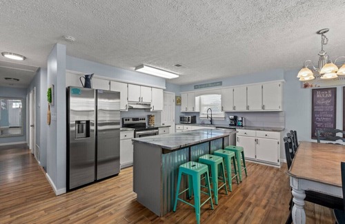 El Centro Beach Casa | Trade Winds - Sleeps 22 - Piscina privada