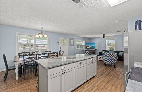 El Centro Beach Casa | Trade Winds - Sleeps 22 - Piscina privada
