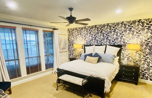 Ventress Casa | Anchors Aweigh~Family, Couples, Groups~Private Dock/Pier