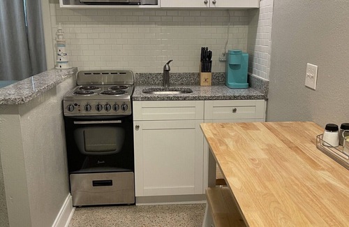 Clearwater Beach Apartamento | Anchors UP #1; WALK to Beach/Bars/Dining