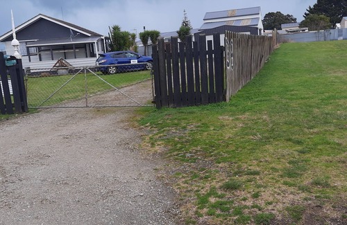 Castlecliff Casa | Anchours Away (The boaties paradise)