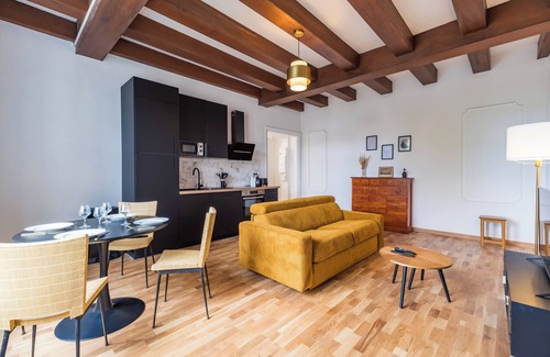 Guingamp Apartamento | Ancient charm and Breton gentleness -near train station - Hôtel Lefort