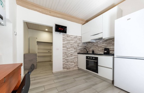 Baggio Apartamento | Ancient Court, Modern Apartment