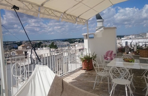 Martina Franca Casa | Casa antigua con terraza panorámica en el centro histórico.