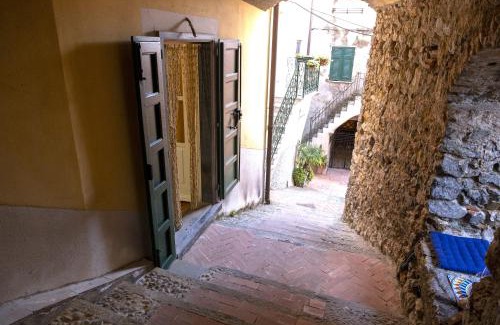 Tellaro Apartamento | Ancient Tellaro - Free parking