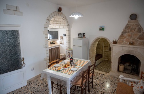 Martina Franca Casa | Ancient trullo overlooking the Itria Valley