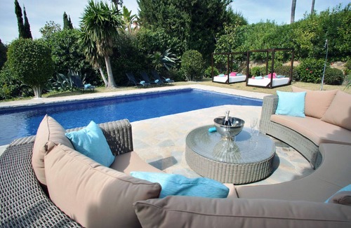 Urbanizacion el Rosario Villa | ***Andalousian villa, 10 bedrooms Marbella***