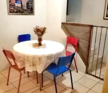 Cape Town Apartamento | ANDANTE self catering apartment - 4 bedrooms, Bothasig, Cape Town