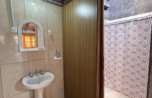 Las Compuertas Casa | Andes Sol y río cabañas vacacionales en la montaña mendoza