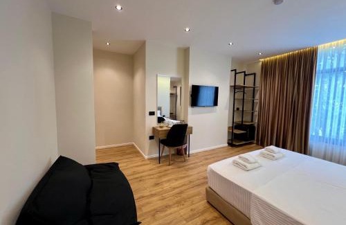 Vlore Hotel | Andi Downtown Deluxe Rooms