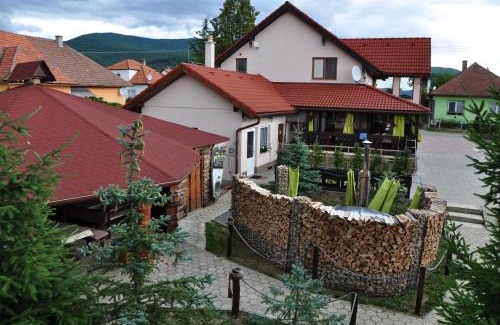 Krasnohorske Podhradie Casa | András penzión