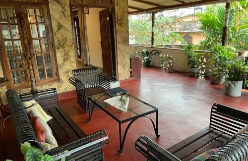 Hatton Casa | Andras Eden