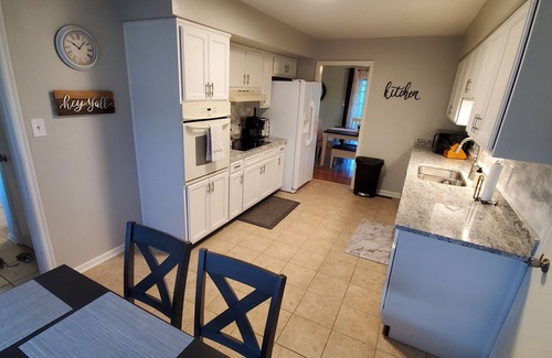 Open Gates Casa | Andrea Abode 5 Bedroom Home by RedAwning