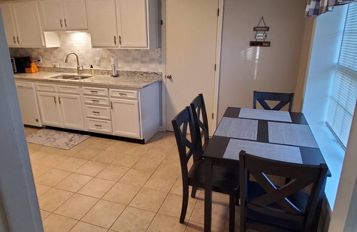 Open Gates Casa | Andrea Abode: Pet Friendly, Pool Table, Foosball & 4 Miles to Rupp Arena