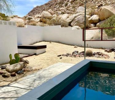 Panorama Heights Casa | Andrea Zittel's Joshua Tree Home A Z West House