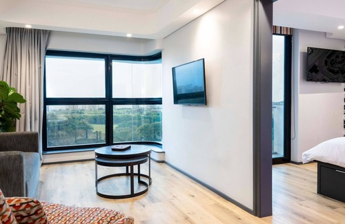 Green Point Hotel | ANEW Hotel Green Point