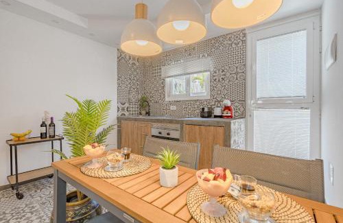 Callao Salvaje Apartamento | Angel's Tropical Suite