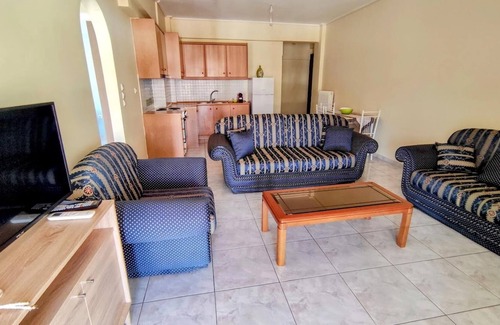 Molos-Agios Konstantinos Apartamento | Angela's Apartment with beautiful balcony view