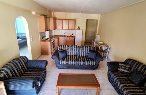 Molos-Agios Konstantinos Apartamento | Angela's Apartment with beautiful balcony view