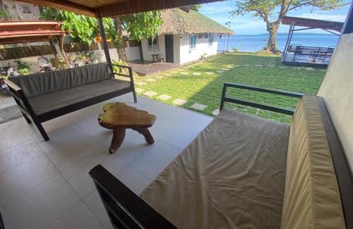 General Luna Casa | Angelito's Beach House Villa 1