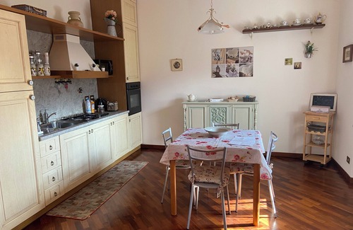 Sordevolo Apartamento | Anghelos Sordevolo apartment with fully equipped kitchen