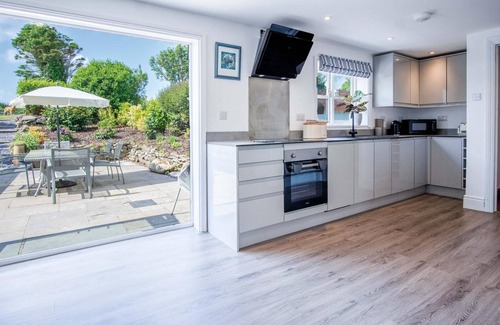 Angle Cabaña | Angle Adventures - 4 Bedroom Cottage - Angle