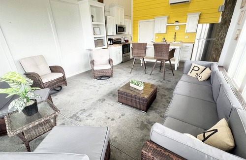 Grand Isle Casa | Anglers & Antlers - Beach Front- Island Realty