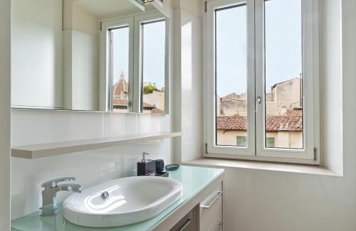 Santa Croce Apartamento | Anguillara in the Heart of Florence
