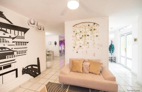 San Ildefonso Casa | Anime Escape with Private Jacuzzi & Themed Rooms