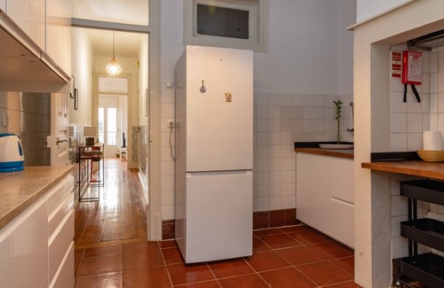 Penha de Franca Apartamento | Anjos' City Escape by LovelyStay - 3