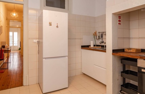 Penha de Franca Apartamento | Anjos' City Escape by LovelyStay - 1