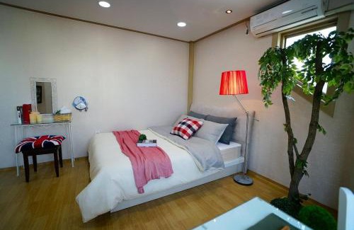 Taean Casa | anmyeondo neipkeulrobeo suyeongjangpensyeon