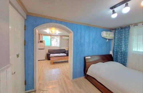 Chaphwa-gol Casa | Anmyeondo Orange Bada Pension