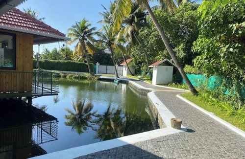 Kumbalangi Apartamento | Ann's Aqua stay, Kochi.