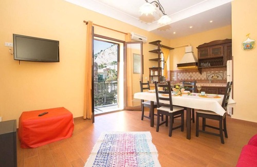 Mondello Apartamento | Apartamento Anna a pocos pasos de la plaza y la playa de Mondello.