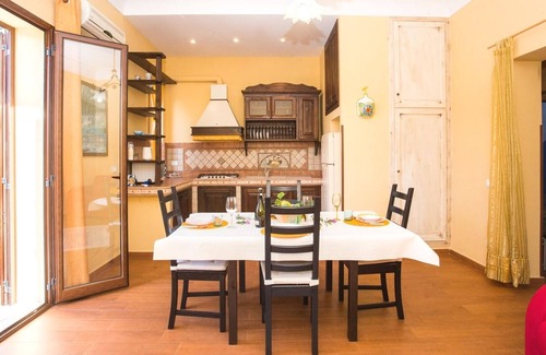 Mondello Apartamento | Apartamento Anna a pocos pasos de la plaza y la playa de Mondello.