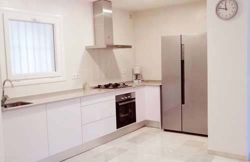 Cadiz Apartamento | ANNA HOME APARTAMENTO- Apartamento estilo abierto con materiales de 1ª calidad