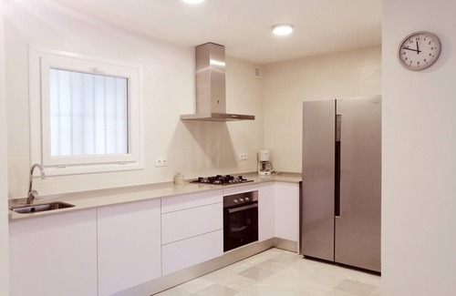 Cadiz Apartamento | ANNA HOME APARTAMENTO- Apartamento estilo abierto con materiales de 1ª calidad
