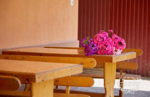 Serednye Apartamento | Annamari (кімната1)