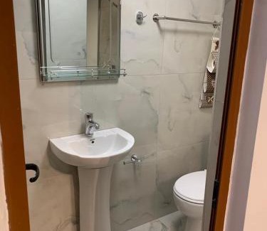 Borsh Apartamento | Annas home