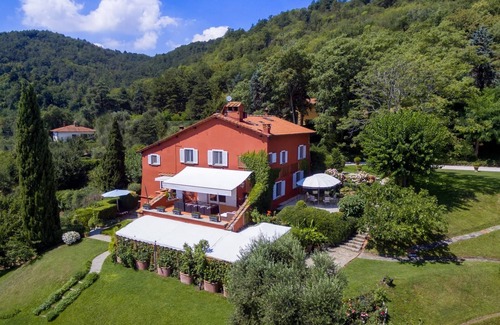 San Donato in Collina Villa | Anna’s Villa Torre il Fico es una villa de lujo de alquiler en las afueras de Florencia
